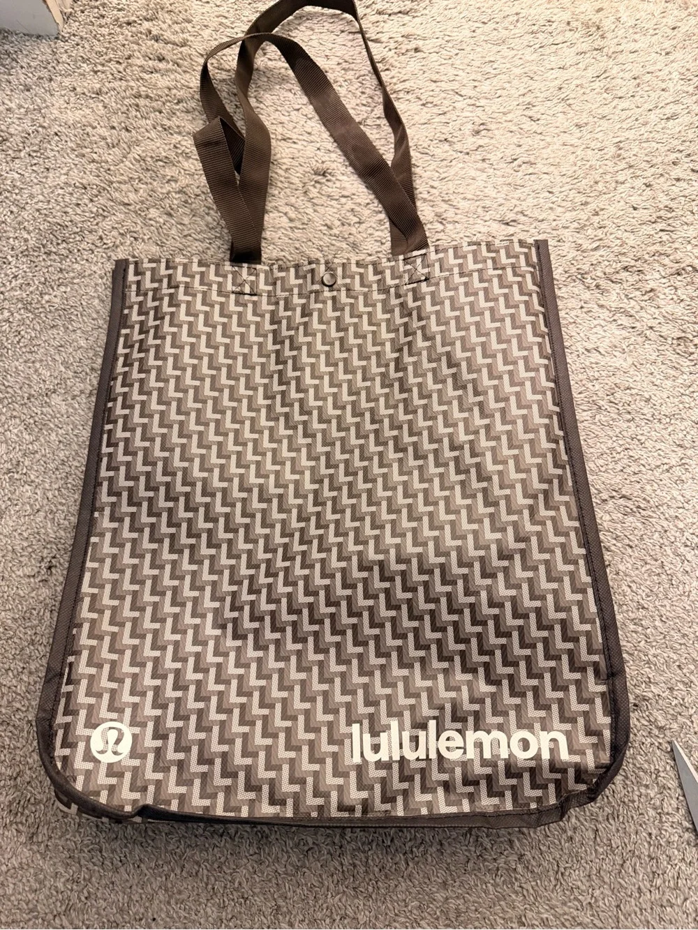 lululemon athletica spacious chevron